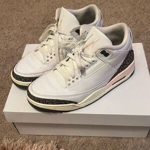 Jordan 3 Retro Neapolitan
